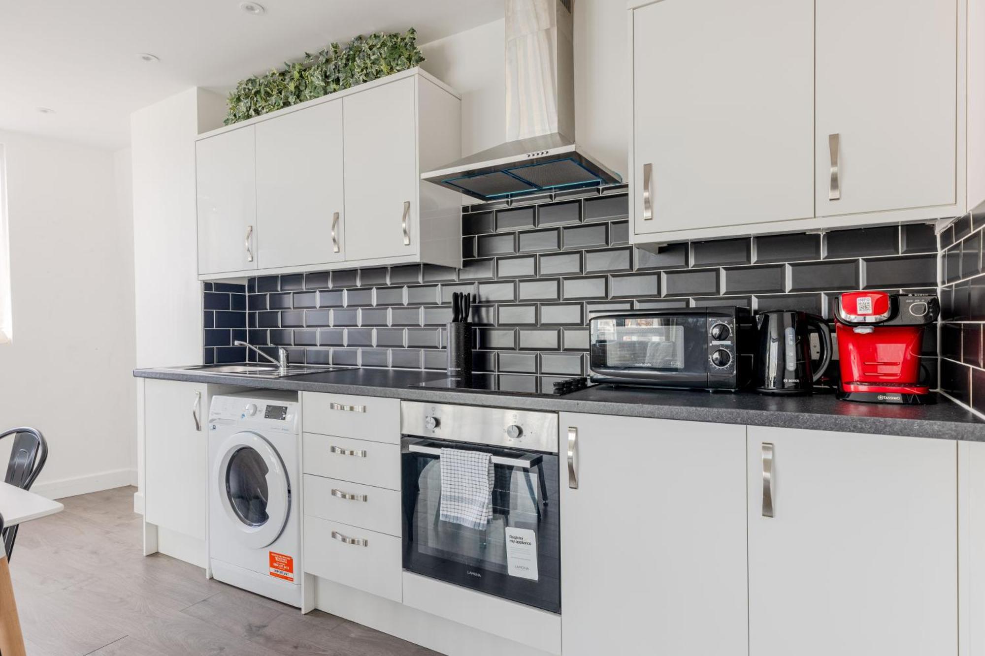 Vertigo Apartments Кингстон на Темзе Экстерьер фото